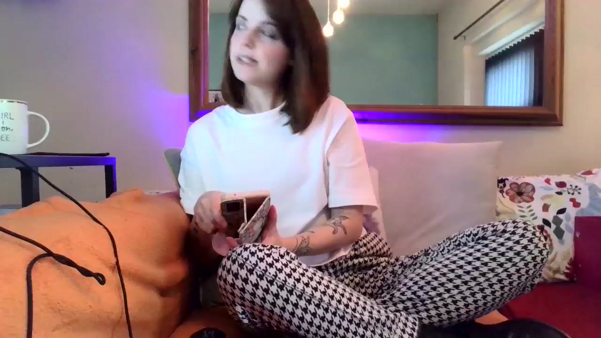 Gallery image thumbnail from BelleBlake's myfreecams stream on, 10/18/2023, 11:30 image 1 of 20