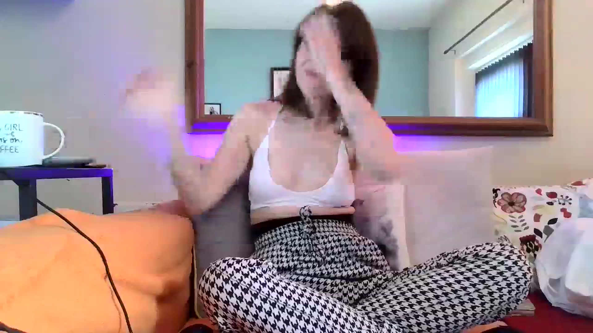 Gallery image thumbnail from BelleBlake's myfreecams stream on, 10/18/2023, 13:15 image 2 of 20