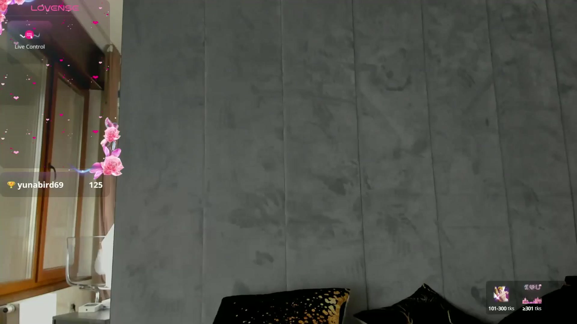 Gallery image thumbnail from BelleM's myfreecams stream on, 05/26/2025, 11:39 image 1 of 20