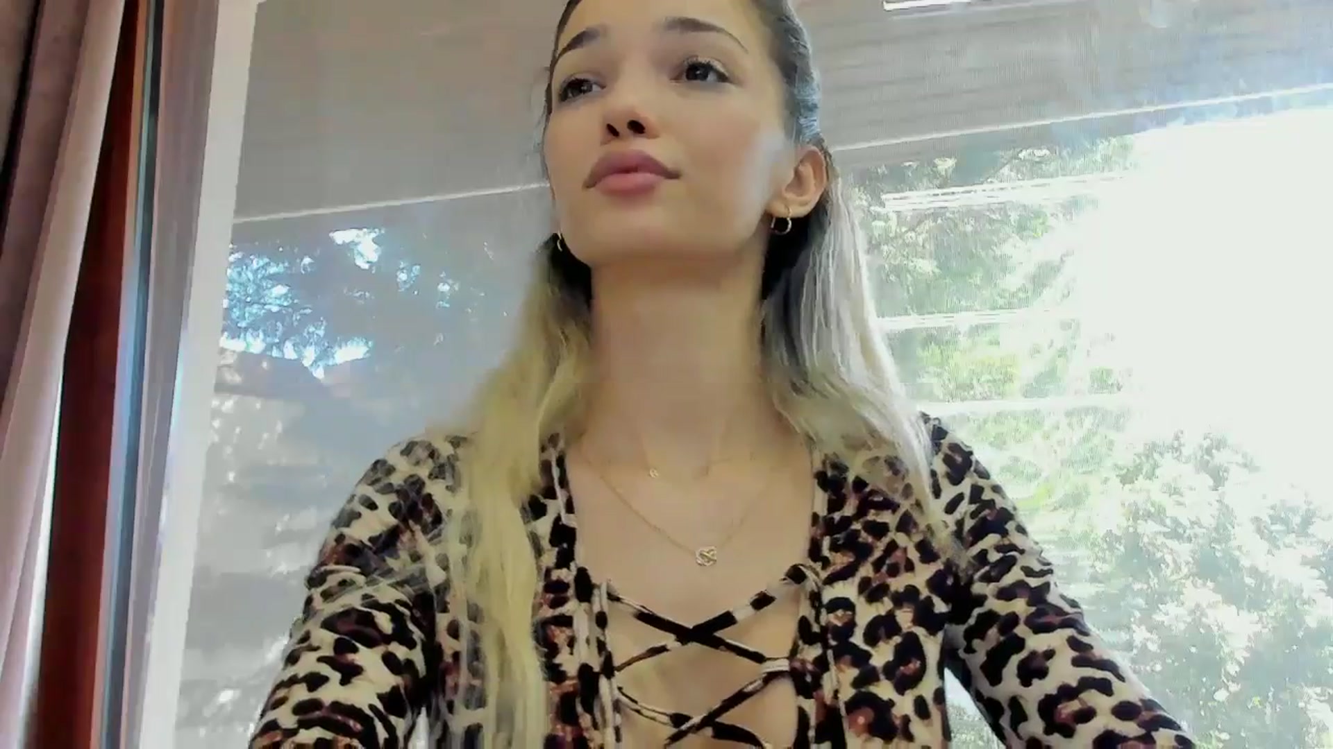 Gallery image thumbnail from BelleM's myfreecams stream on, 05/29/2025, 12:57 image 20 of 20