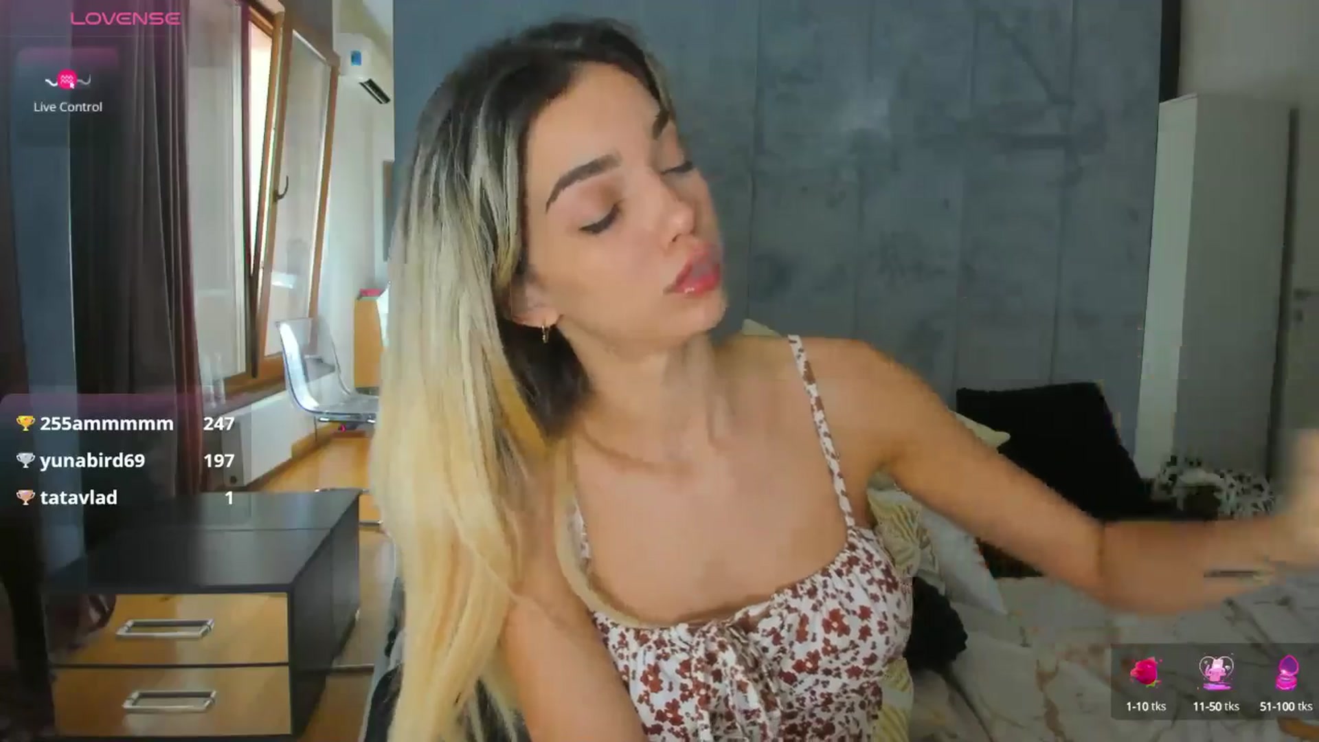 Gallery image thumbnail from BelleM's myfreecams stream on, 07/28/2025, 08:59 image 8 of 20