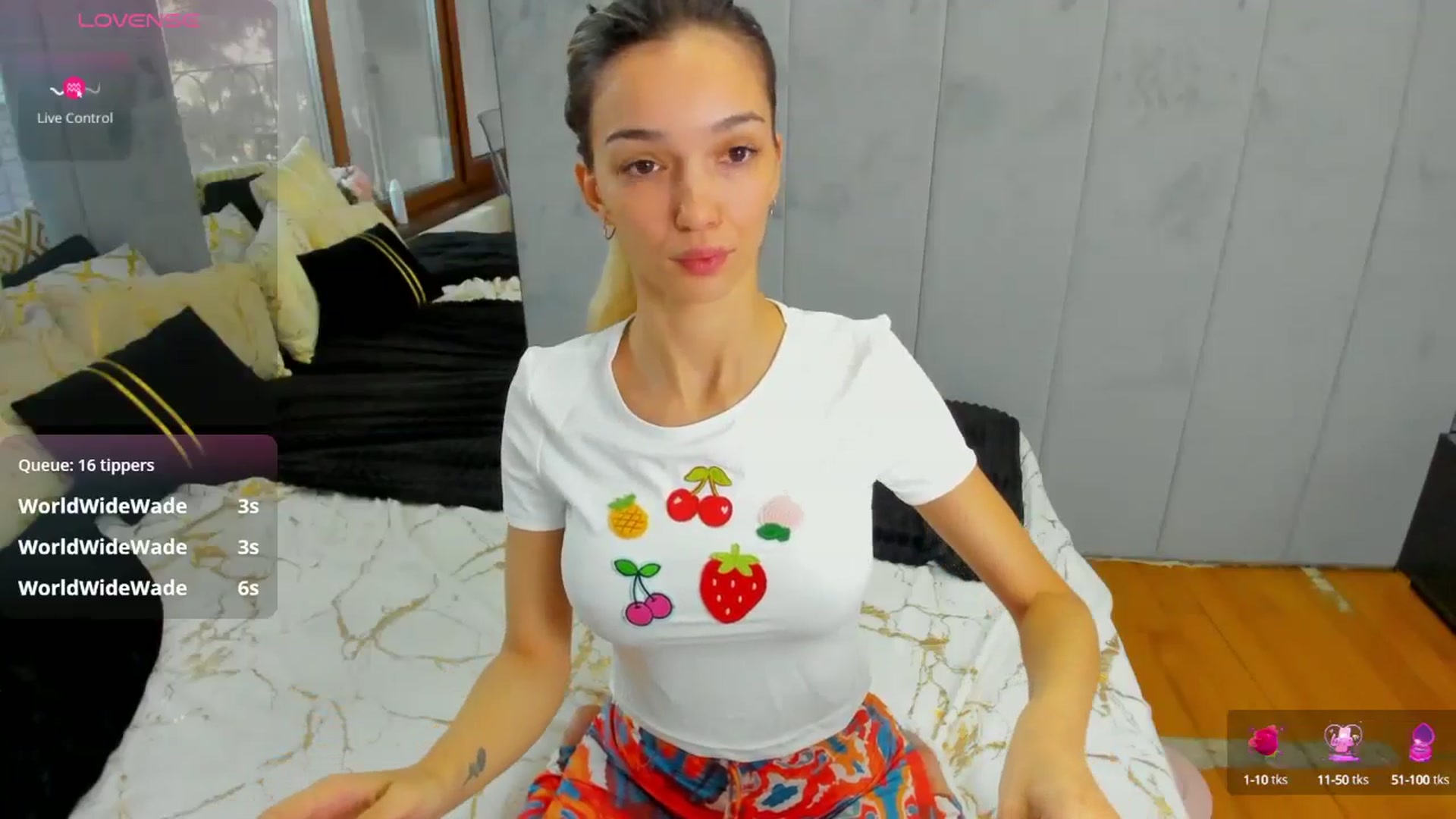 Gallery image thumbnail from BelleM's myfreecams stream on, 08/06/2025, 15:10 image 16 of 20