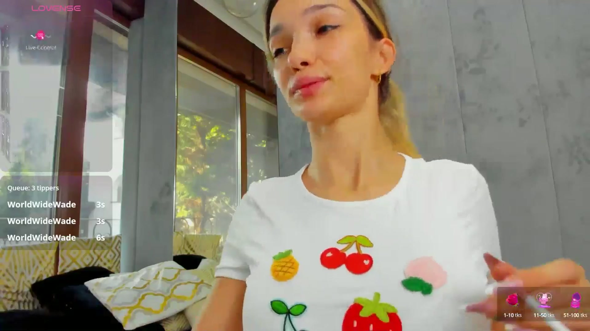 Gallery image thumbnail from BelleM's myfreecams stream on, 08/06/2025, 15:10 image 4 of 20