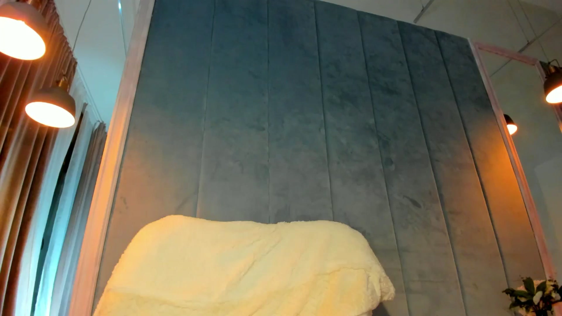 Gallery image thumbnail from BelleM's myfreecams stream on, 10/23/2025, 15:25 image 18 of 20