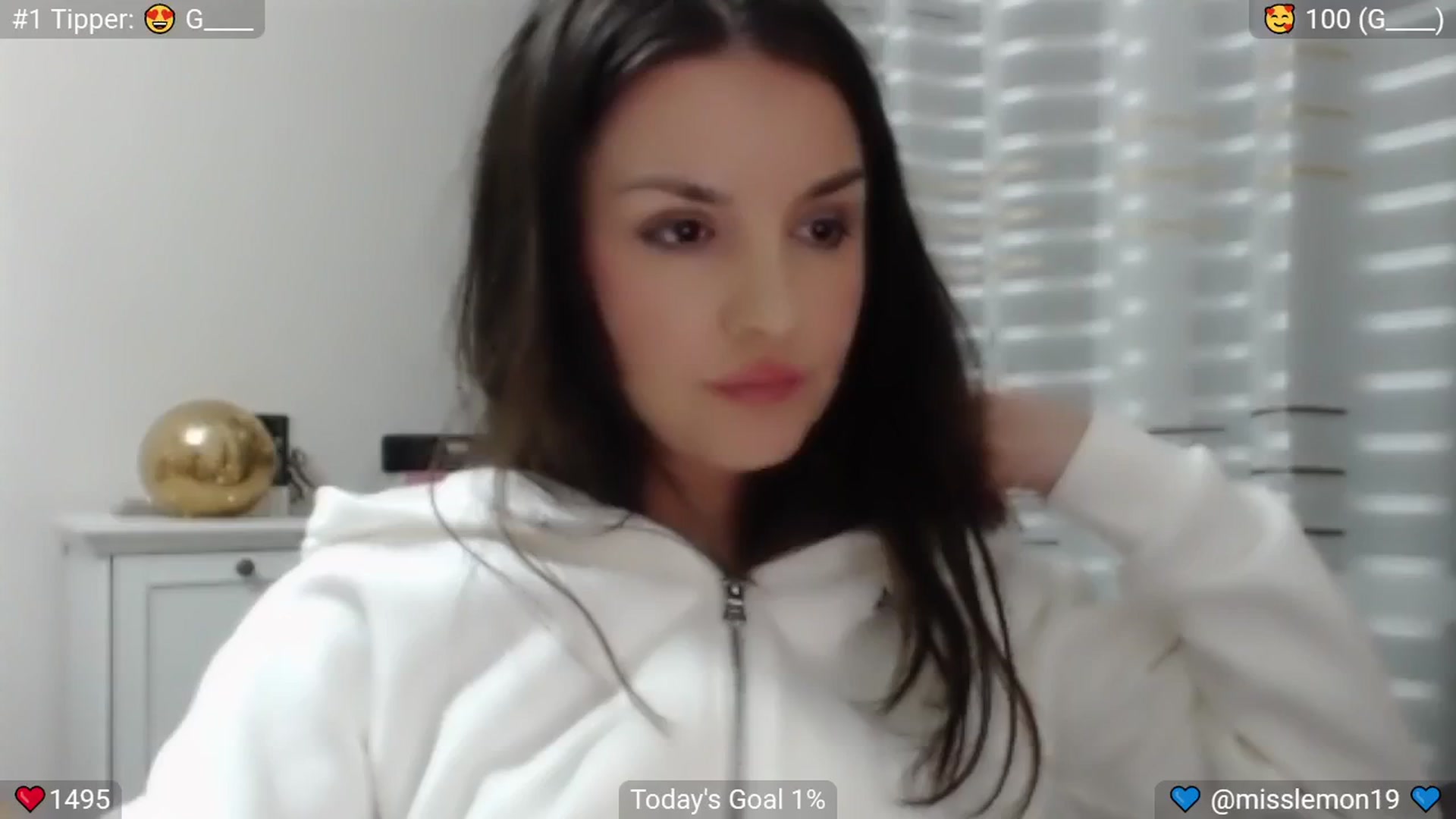 Gallery image thumbnail from BelleStar's myfreecams stream on, 03/23/2025, 24:44 image 4 of 20