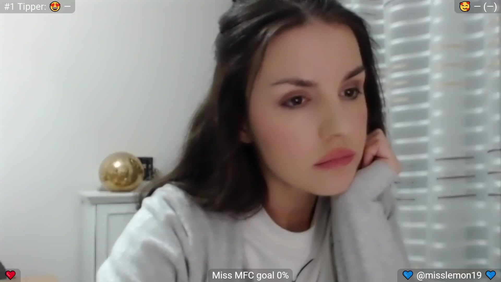 Gallery image thumbnail from BelleStar's myfreecams stream on, 04/01/2025, 21:21 image 1 of 20