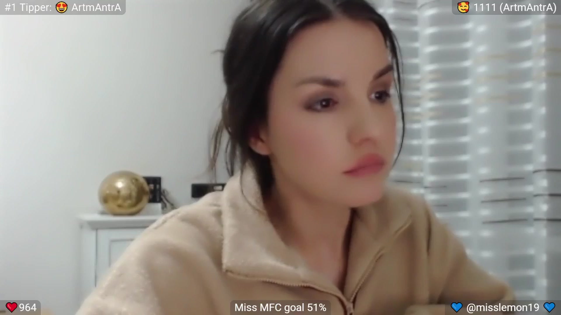 Gallery image thumbnail from BelleStar's myfreecams stream on, 04/03/2025, 22:21 image 17 of 20