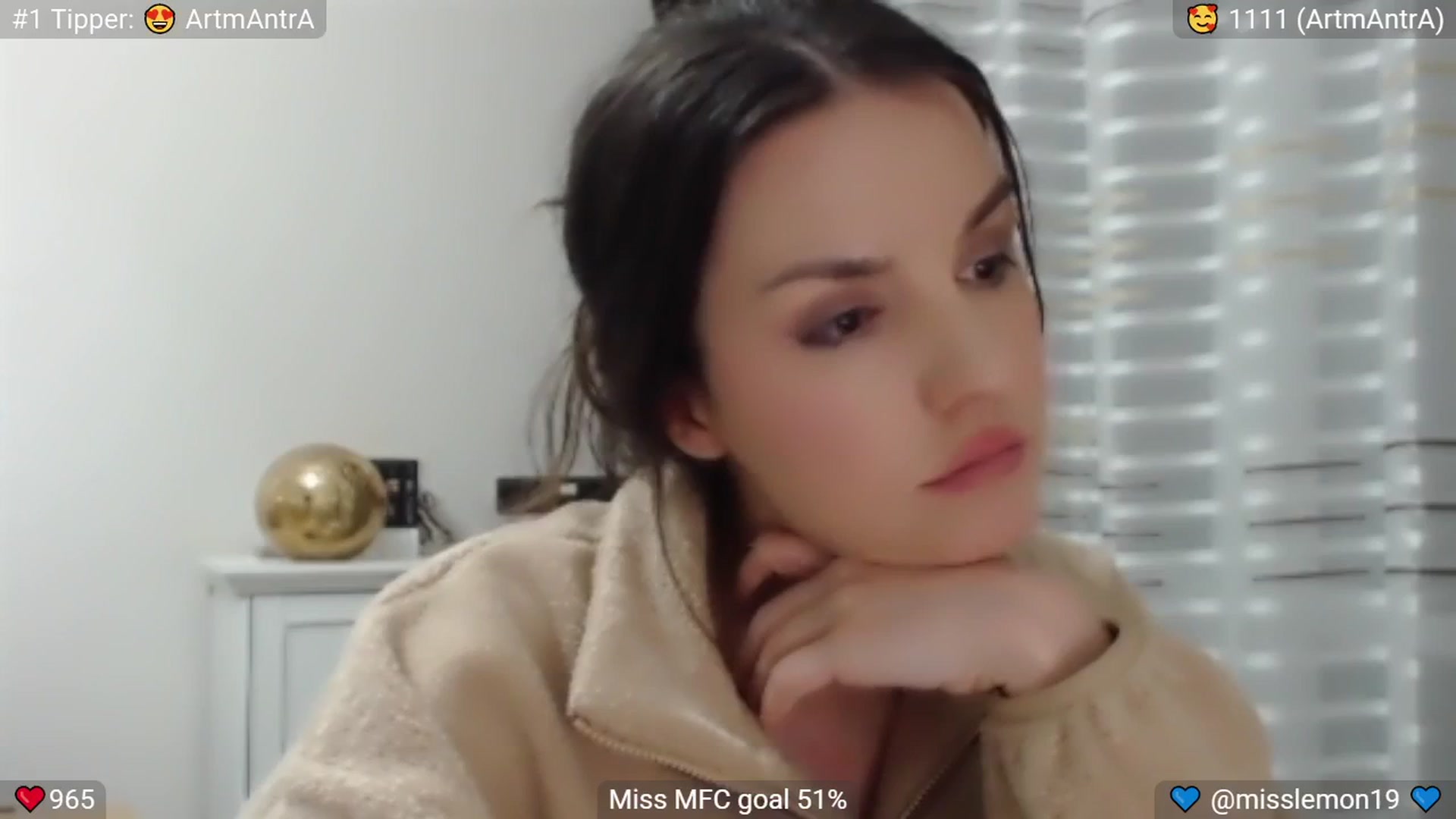 Gallery image thumbnail from BelleStar's myfreecams stream on, 04/03/2025, 22:21 image 19 of 20