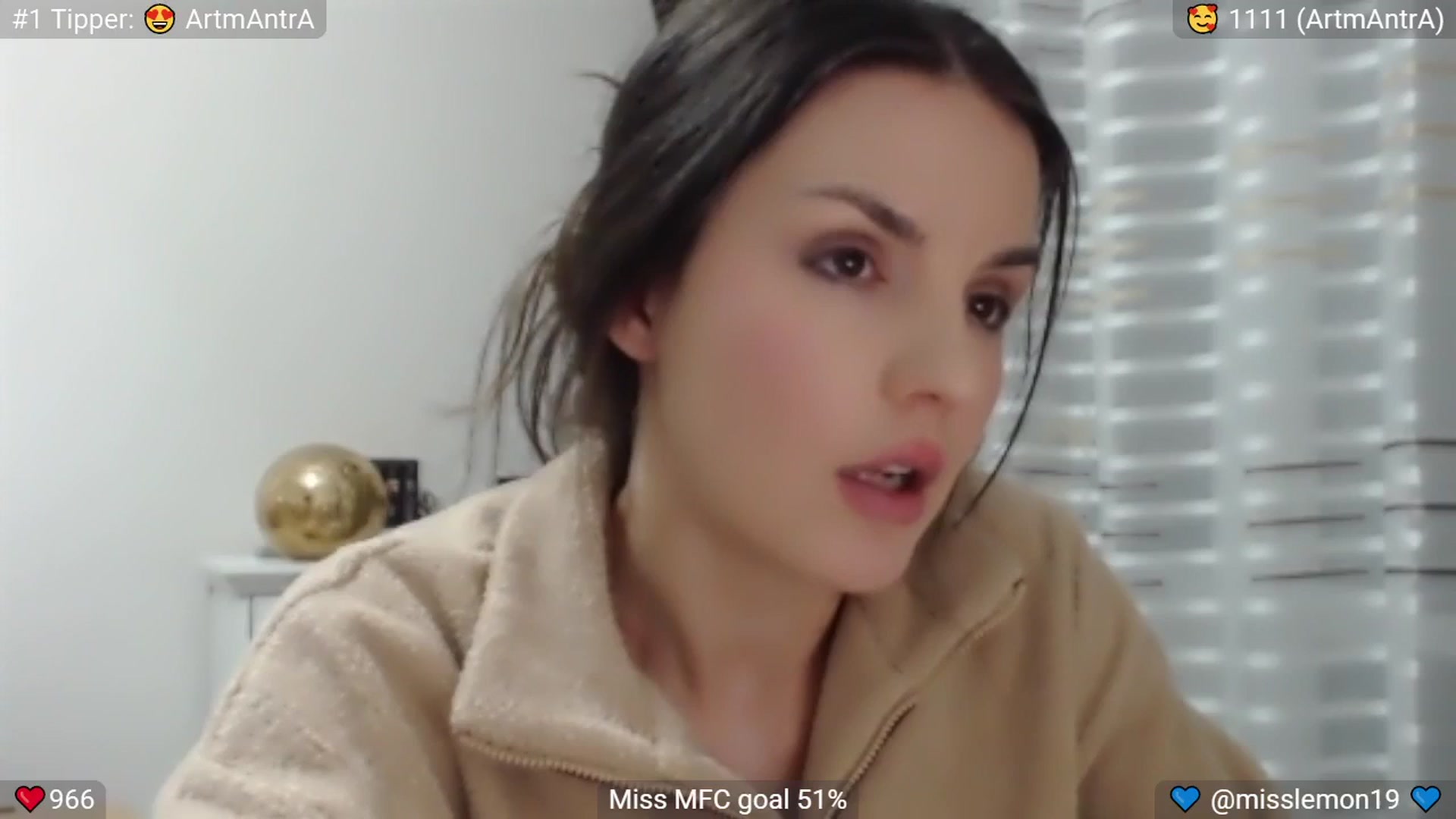 Gallery image thumbnail from BelleStar's myfreecams stream on, 04/03/2025, 22:21 image 20 of 20
