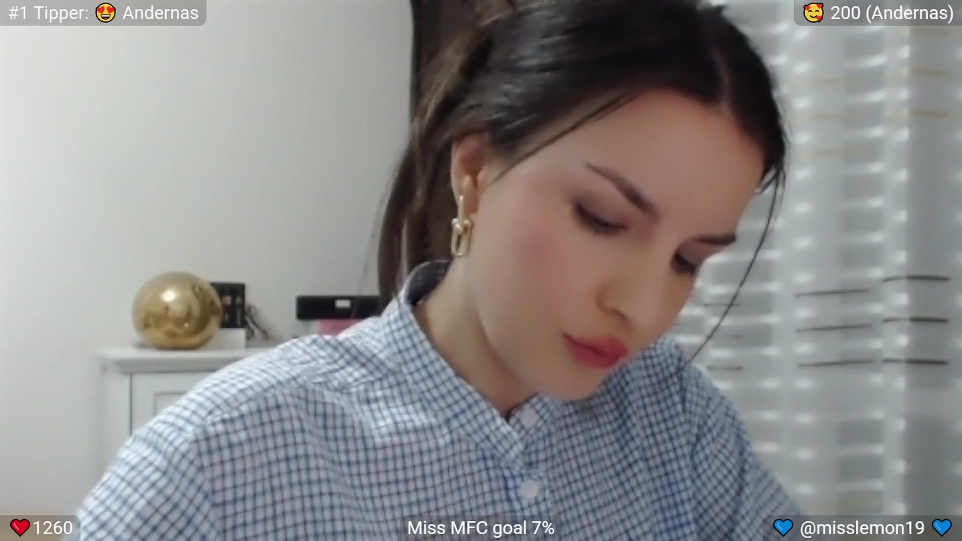 Gallery image thumbnail from BelleStar's myfreecams stream on, 04/13/2025, 24:04 image 3 of 20
