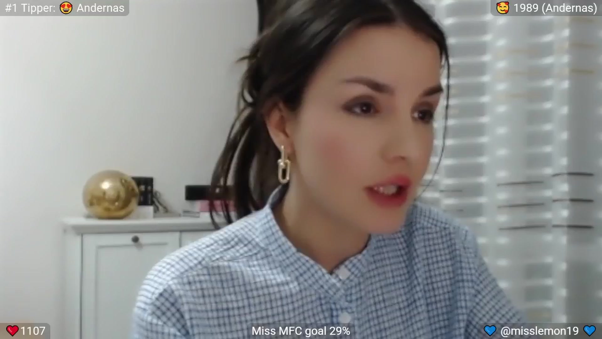 Gallery image thumbnail from BelleStar's myfreecams stream on, 04/13/2025, 24:04 image 14 of 20