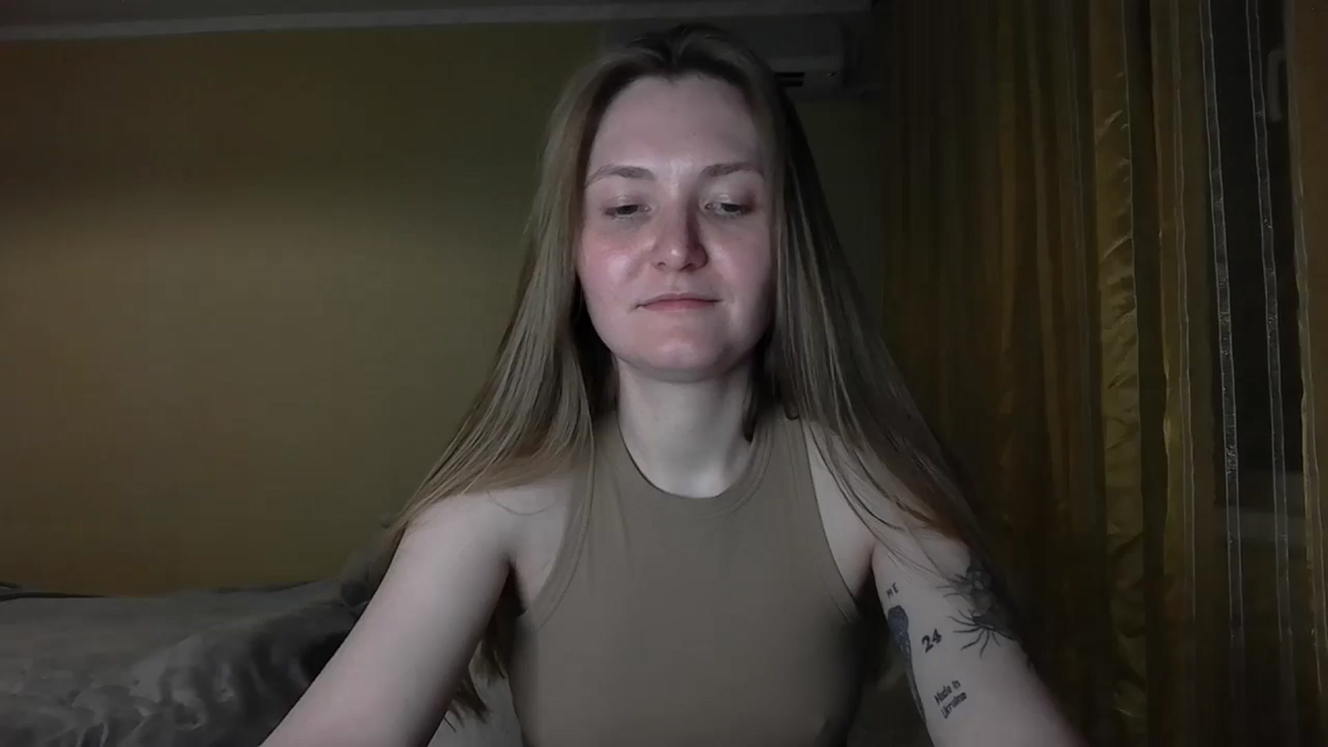 Gallery image thumbnail from Belle_Brooks's myfreecams stream on, 04/30/2026, 24:01 image 2 of 20