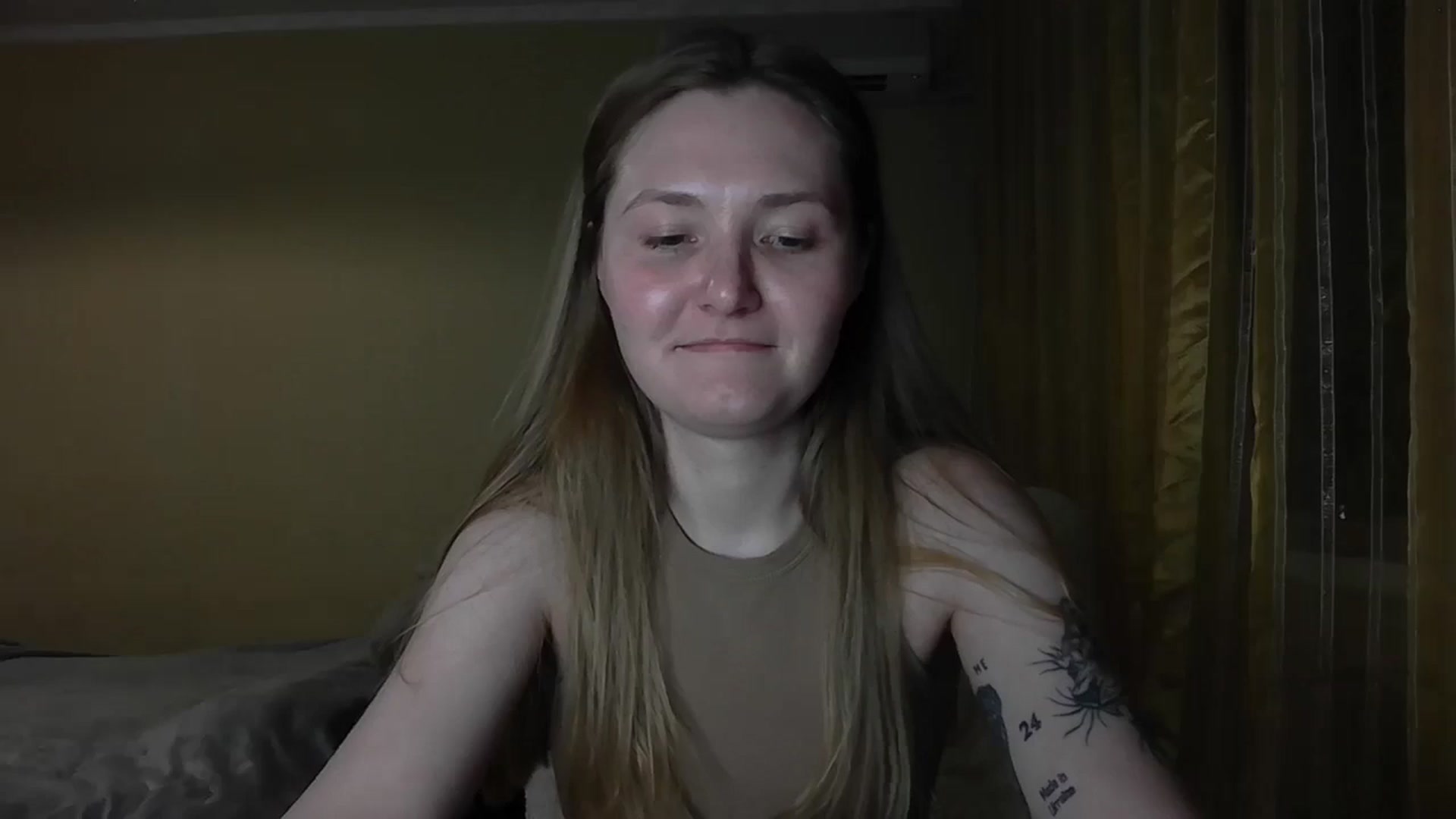 Gallery image thumbnail from Belle_Brooks's myfreecams stream on, 04/30/2026, 24:01 image 18 of 20