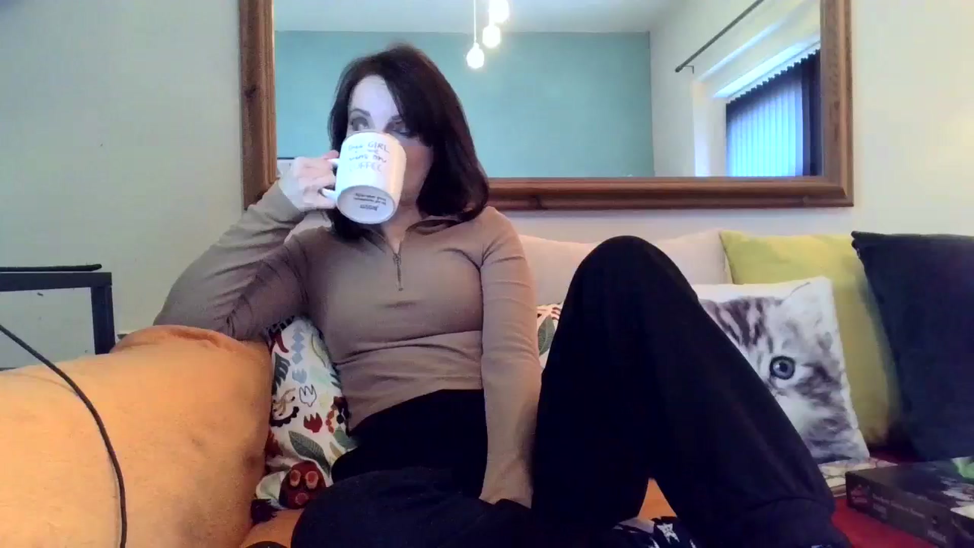 Gallery image thumbnail from Bellesdressed's myfreecams stream on, 10/20/2023, 13:14 image 12 of 20