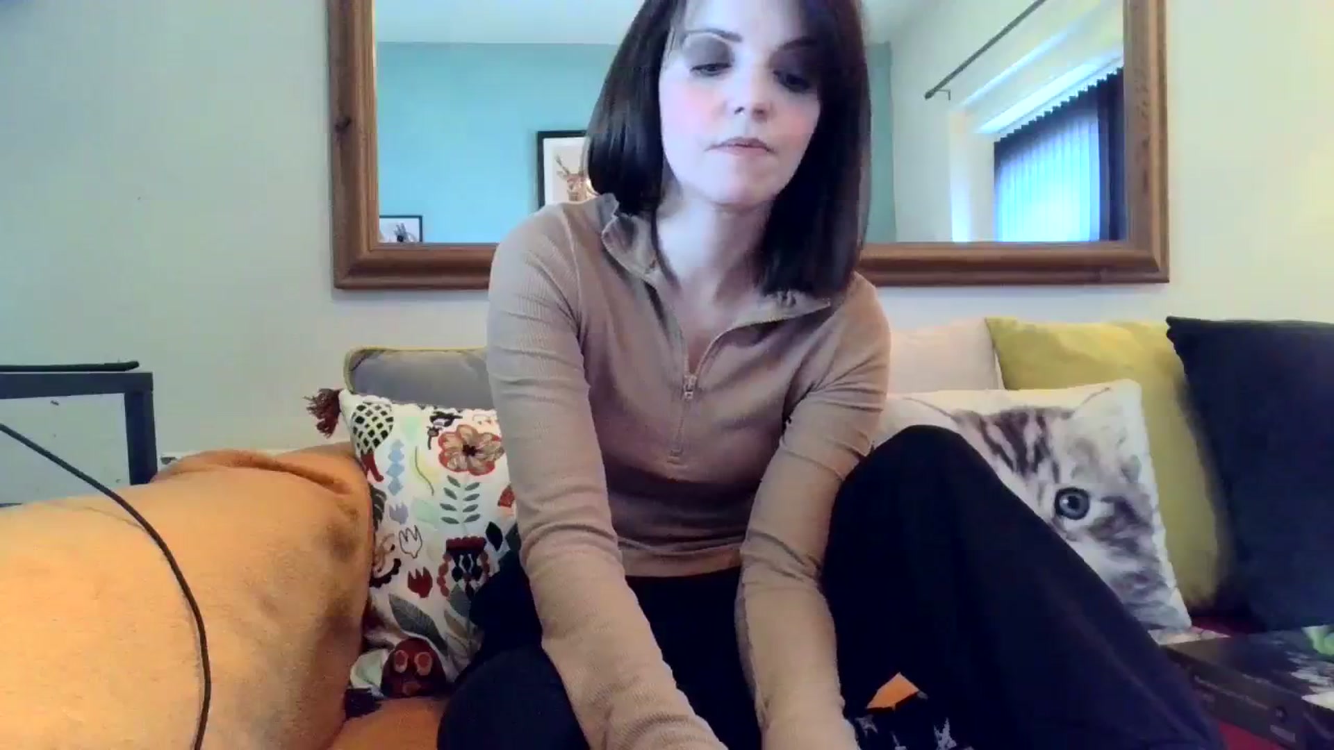 Gallery image thumbnail from Bellesdressed's myfreecams stream on, 10/20/2023, 13:14 image 18 of 20