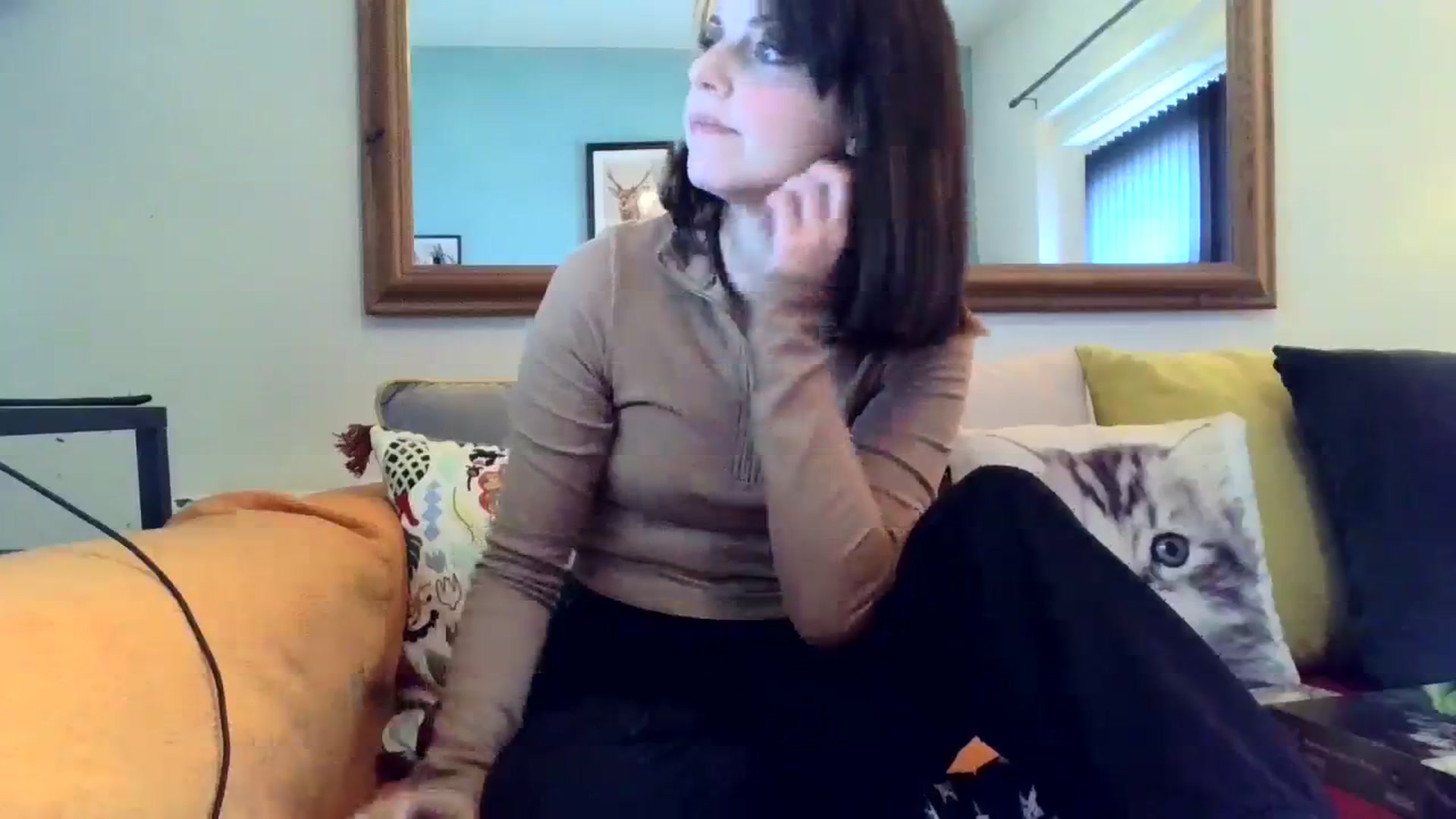 Gallery image thumbnail from Bellesdressed's myfreecams stream on, 10/20/2023, 13:14 image 19 of 20