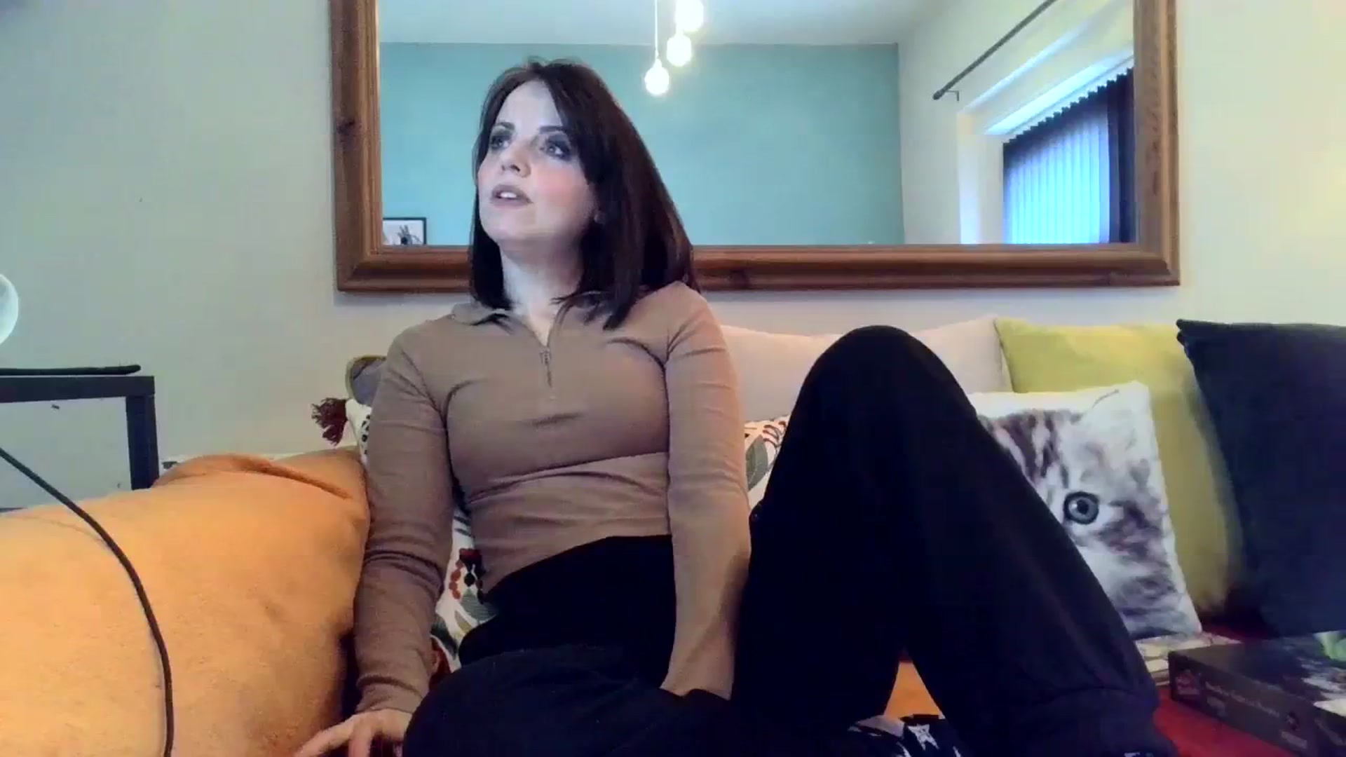 Gallery image thumbnail from Bellesdressed's myfreecams stream on, 10/20/2023, 13:14 image 10 of 20