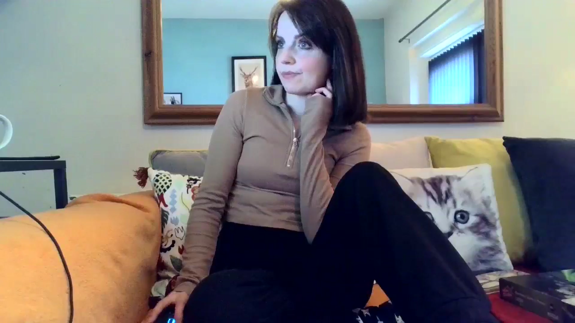 Gallery image thumbnail from Bellesdressed's myfreecams stream on, 10/20/2023, 13:14 image 14 of 20
