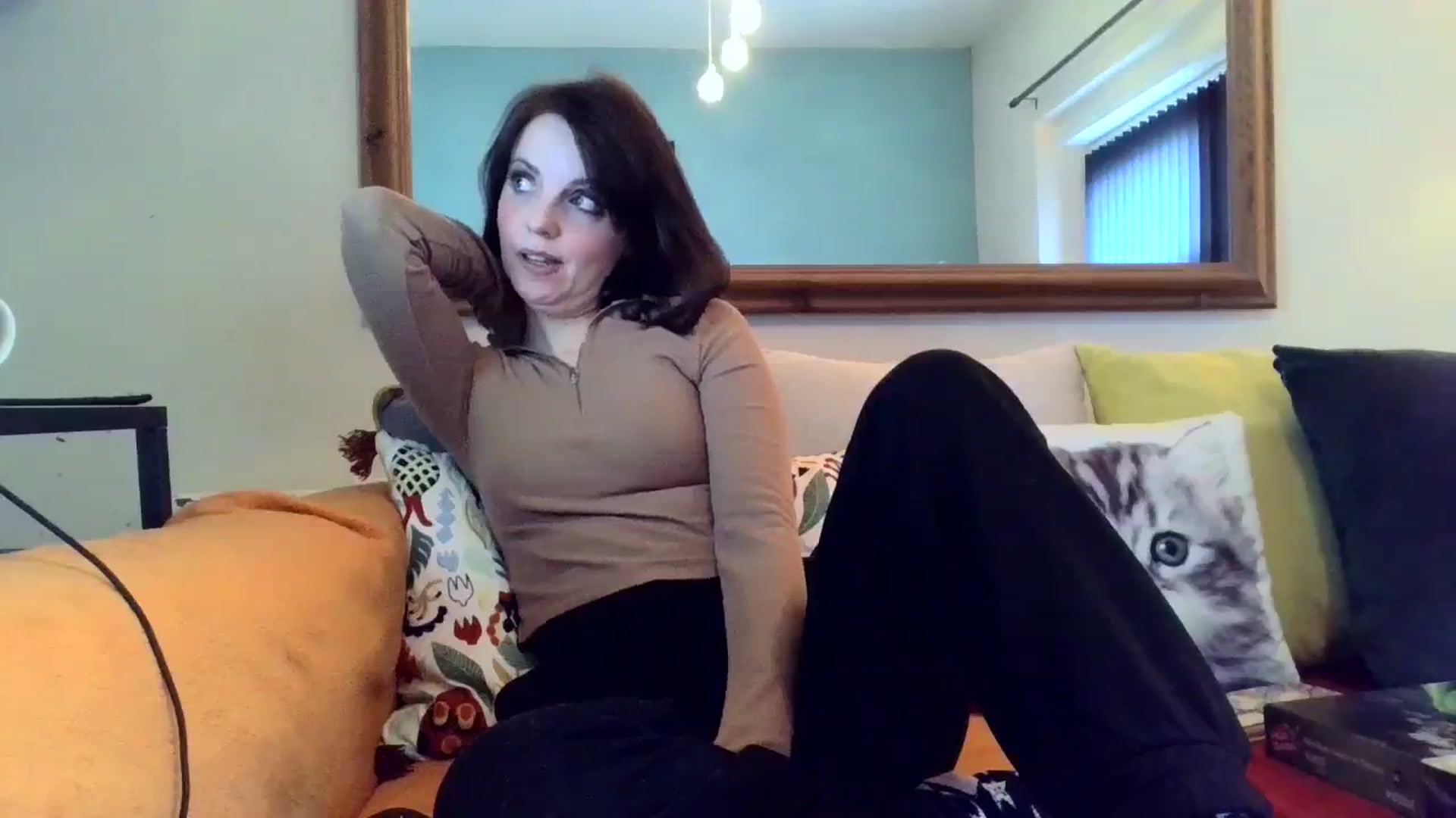 Gallery image thumbnail from Bellesdressed's myfreecams stream on, 10/20/2023, 13:14 image 13 of 20
