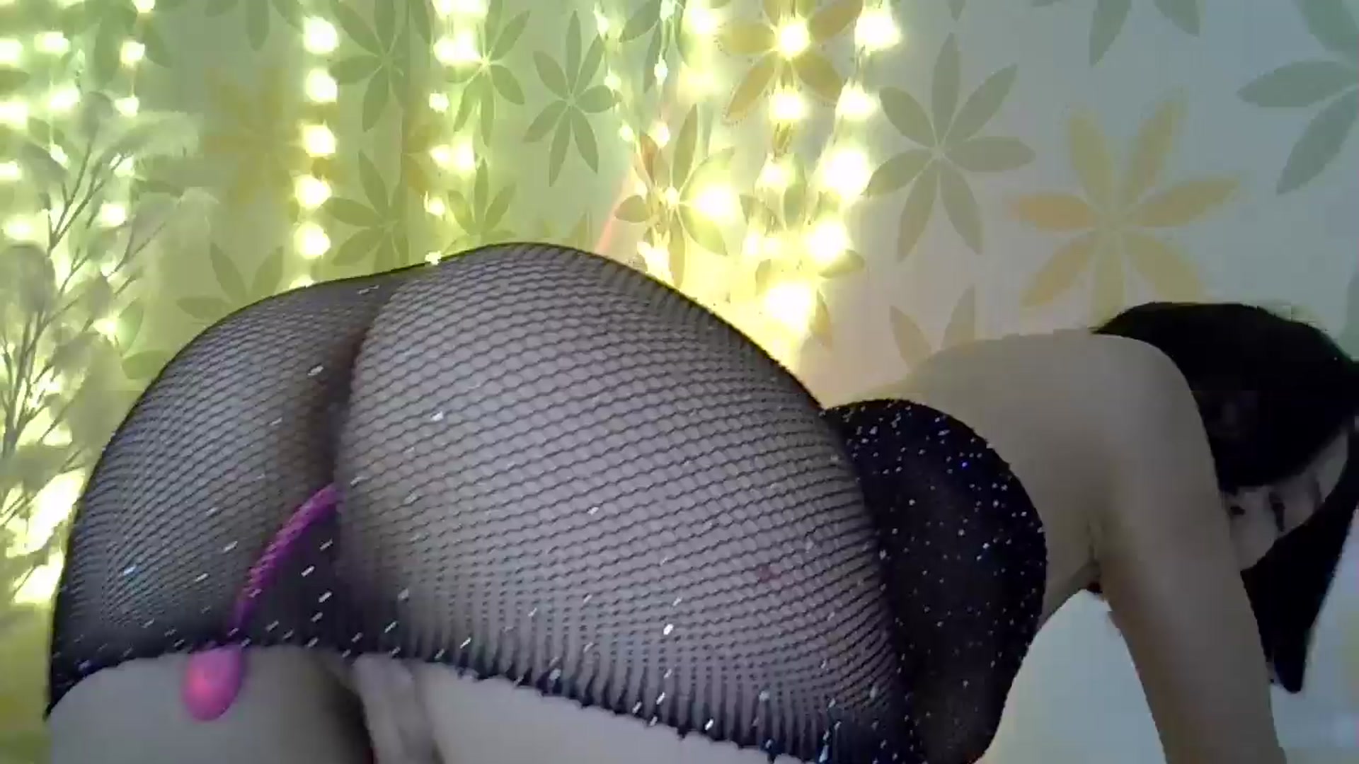 Gallery image thumbnail from Belll's myfreecams stream on, 08/15/2025, 15:36 image 6 of 20