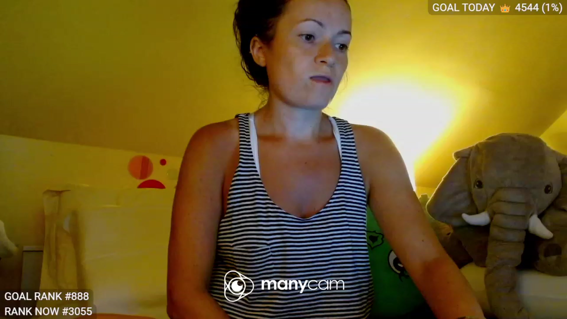 Gallery image thumbnail from BelllaRina's myfreecams stream on, 08/04/2023, 02:25 image 9 of 20