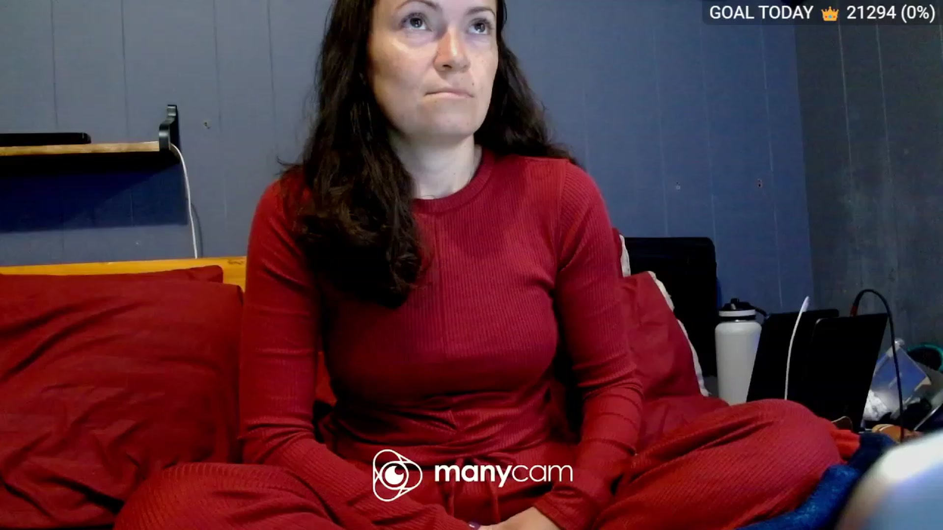 Gallery image thumbnail from BelllaRina's myfreecams stream on, 10/14/2023, 16:00 image 3 of 20