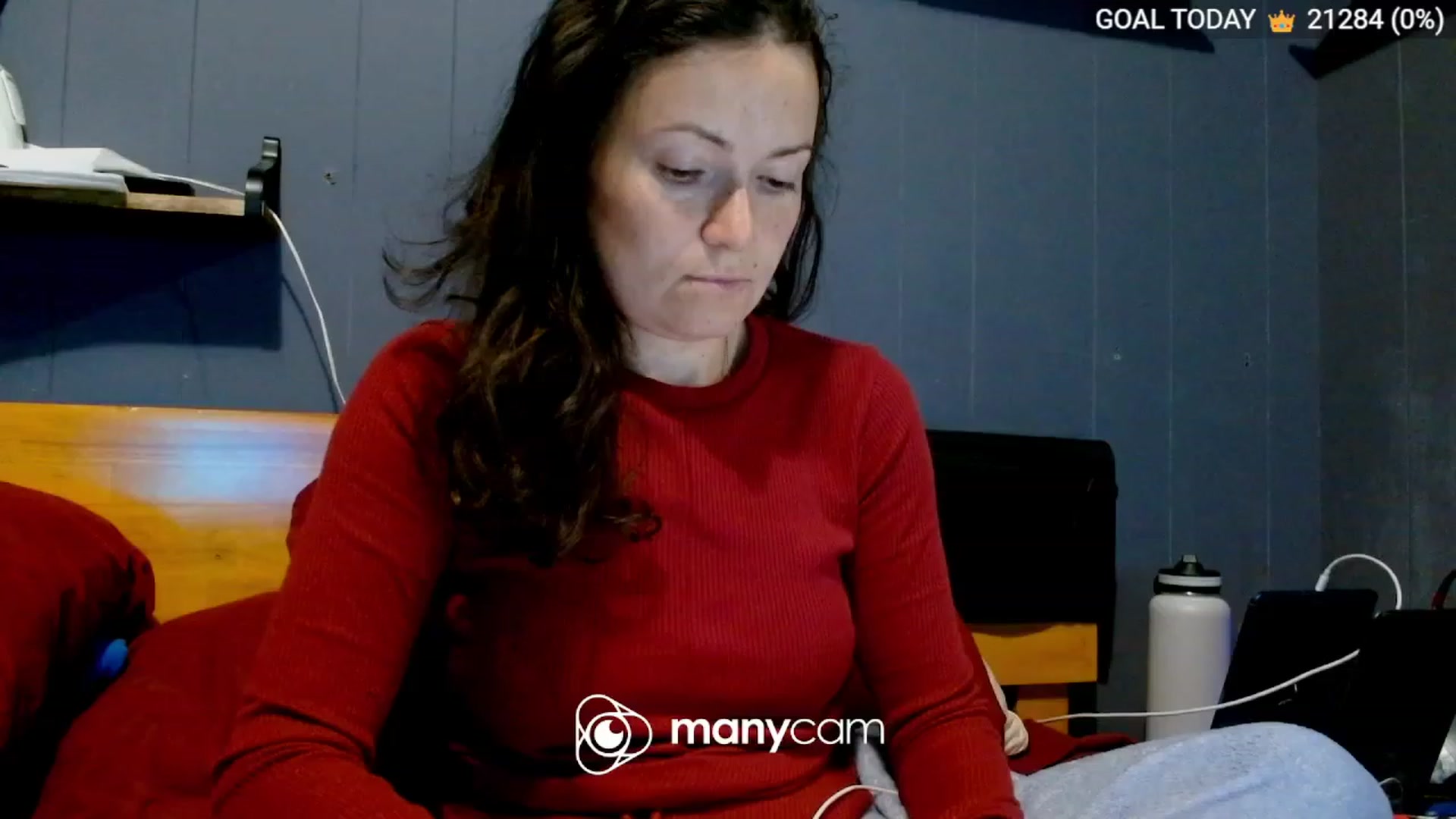 Gallery image thumbnail from BelllaRina's myfreecams stream on, 10/16/2023, 02:27 image 11 of 20