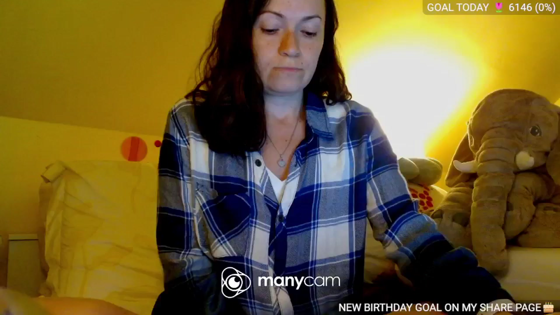 Gallery image thumbnail from BelllaRina's myfreecams stream on, 05/13/2024, 02:10 image 3 of 20