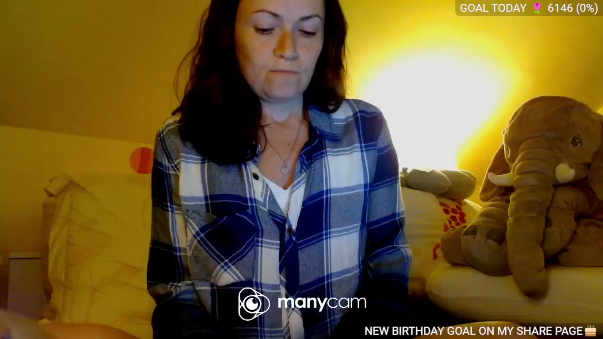 Gallery image thumbnail from BelllaRina's myfreecams stream on, 05/13/2024, 02:10 image 2 of 20