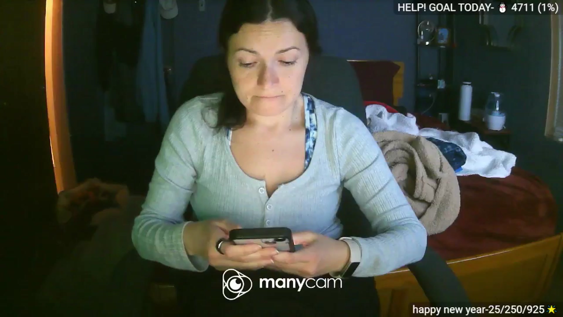 Gallery image thumbnail from BelllaRina's myfreecams stream on, 01/27/2025, 03:34 image 12 of 20