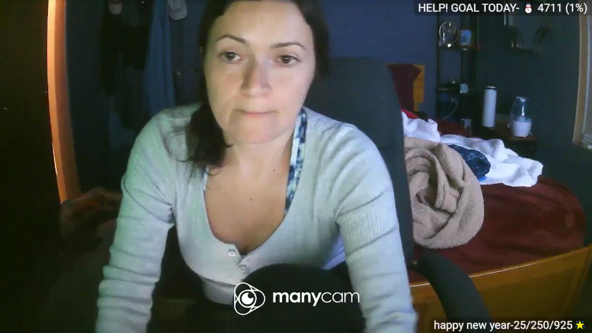 Gallery image thumbnail from BelllaRina's myfreecams stream on, 01/27/2025, 03:34 image 13 of 20
