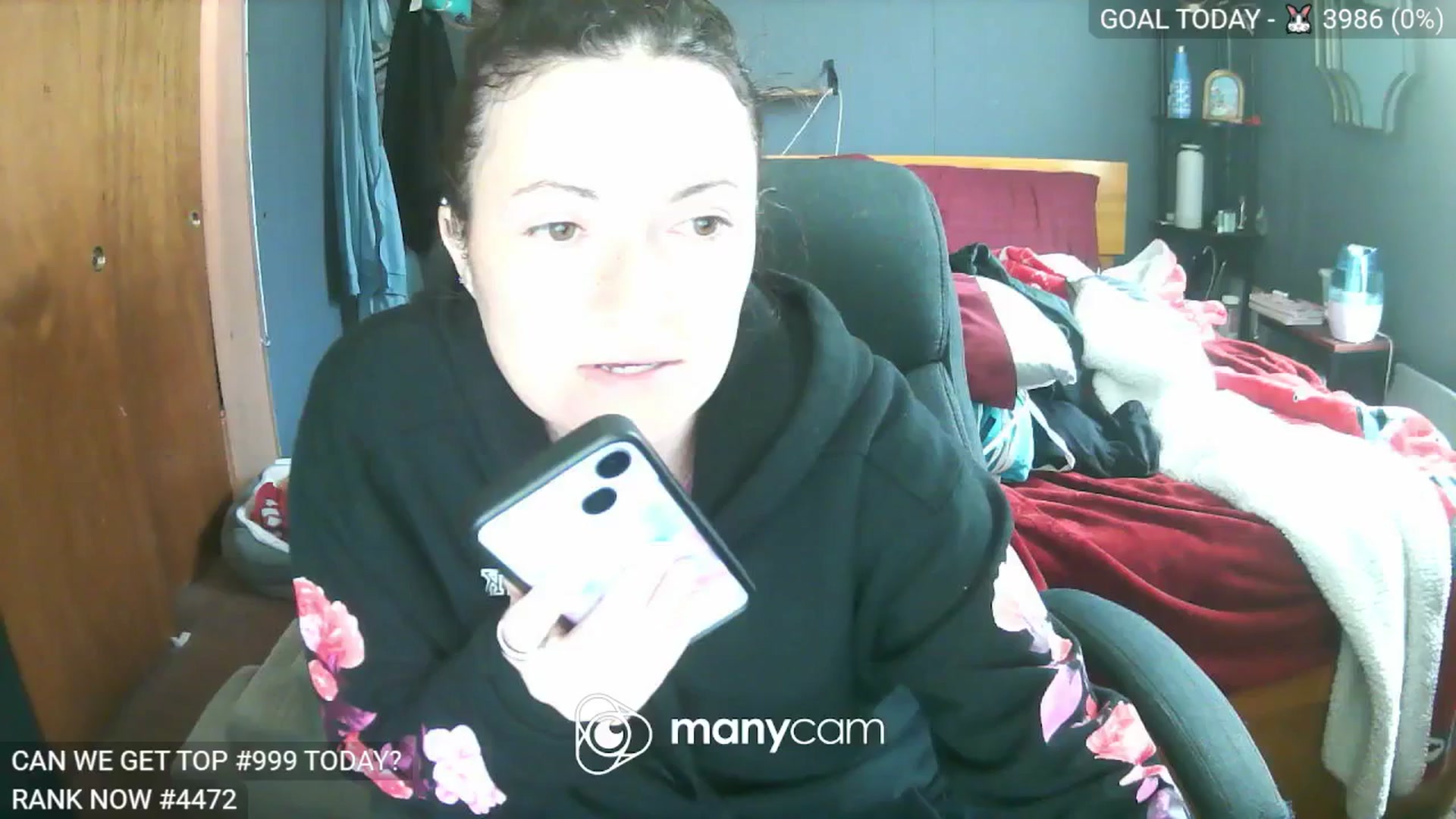 Gallery image thumbnail from BelllaRina's myfreecams stream on, 04/02/2025, 17:05 image 14 of 20