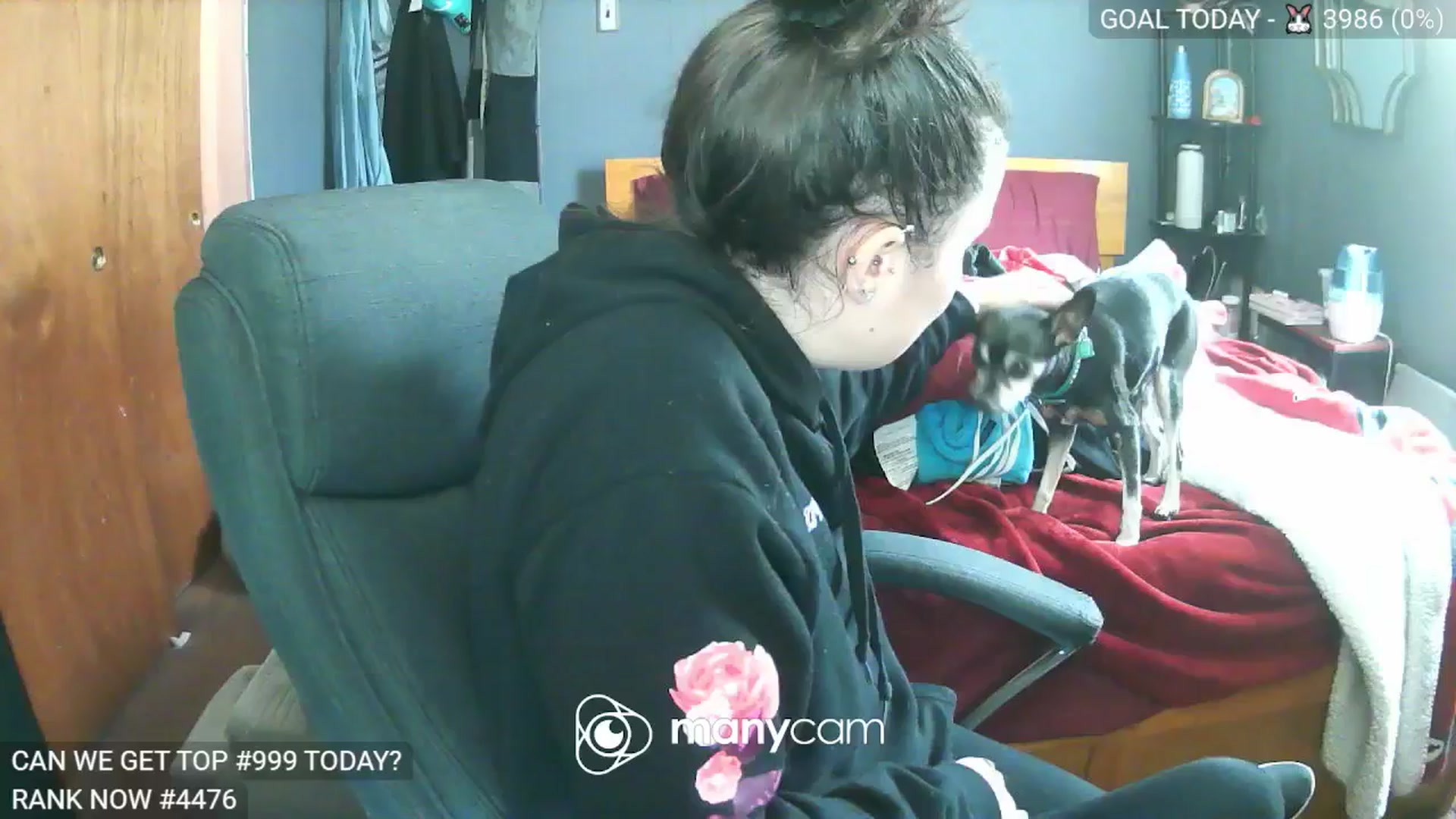 Gallery image thumbnail from BelllaRina's myfreecams stream on, 04/02/2025, 17:05 image 15 of 20