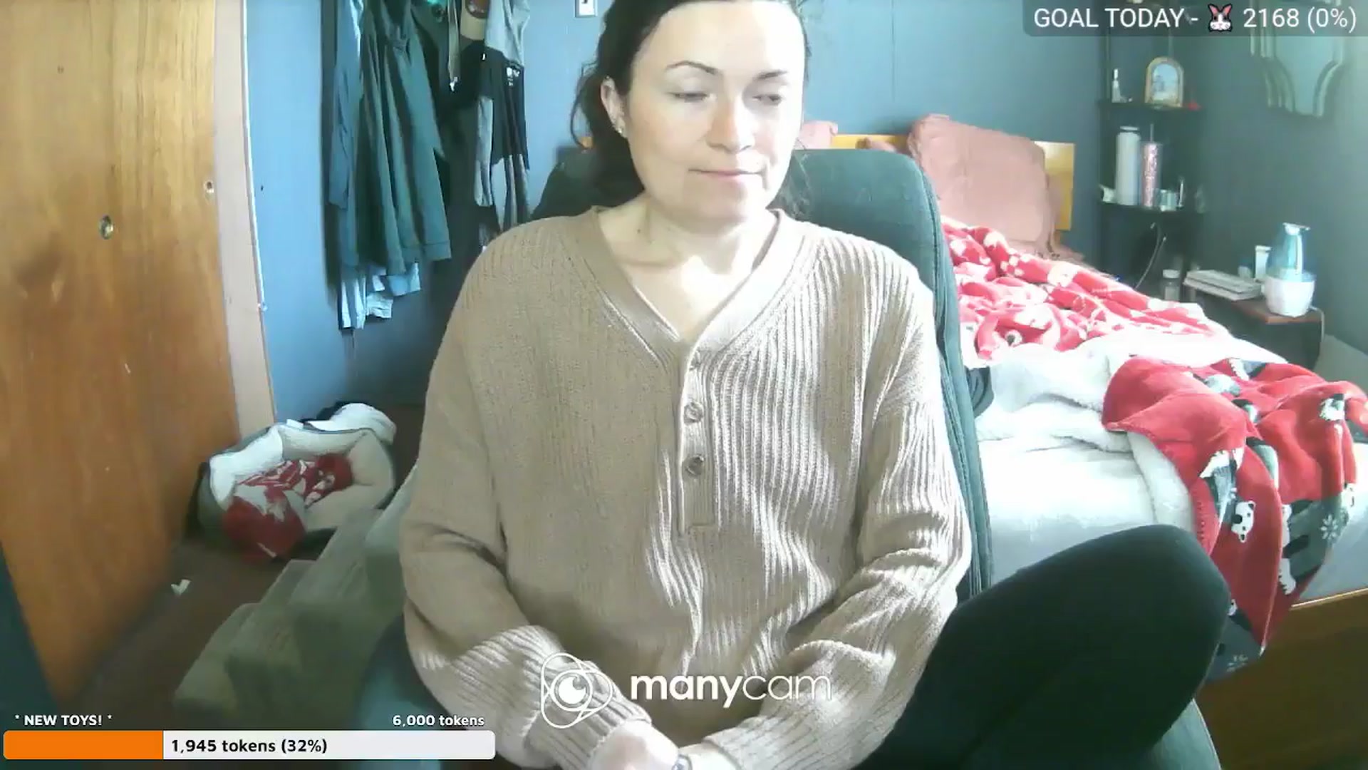 Gallery image thumbnail from BelllaRina's myfreecams stream on, 04/13/2025, 16:55 image 5 of 20