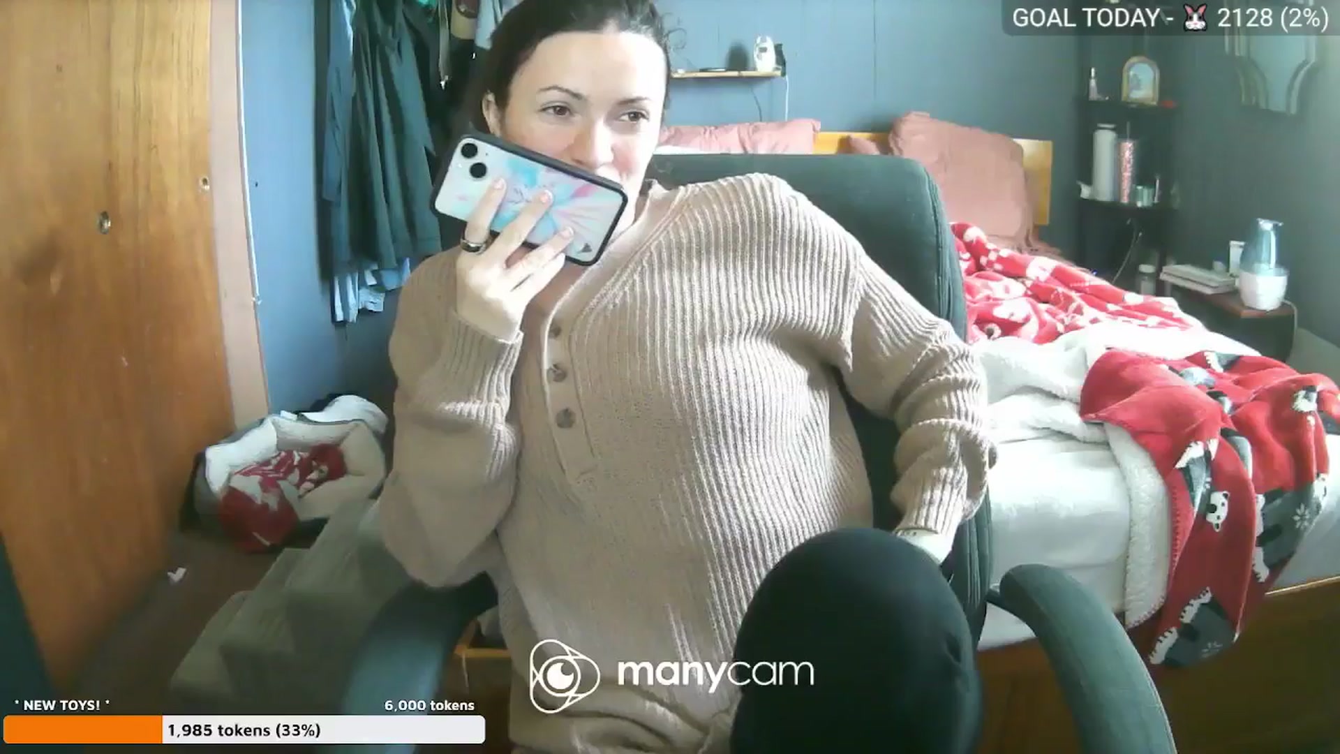 Gallery image thumbnail from BelllaRina's myfreecams stream on, 04/13/2025, 16:55 image 12 of 20