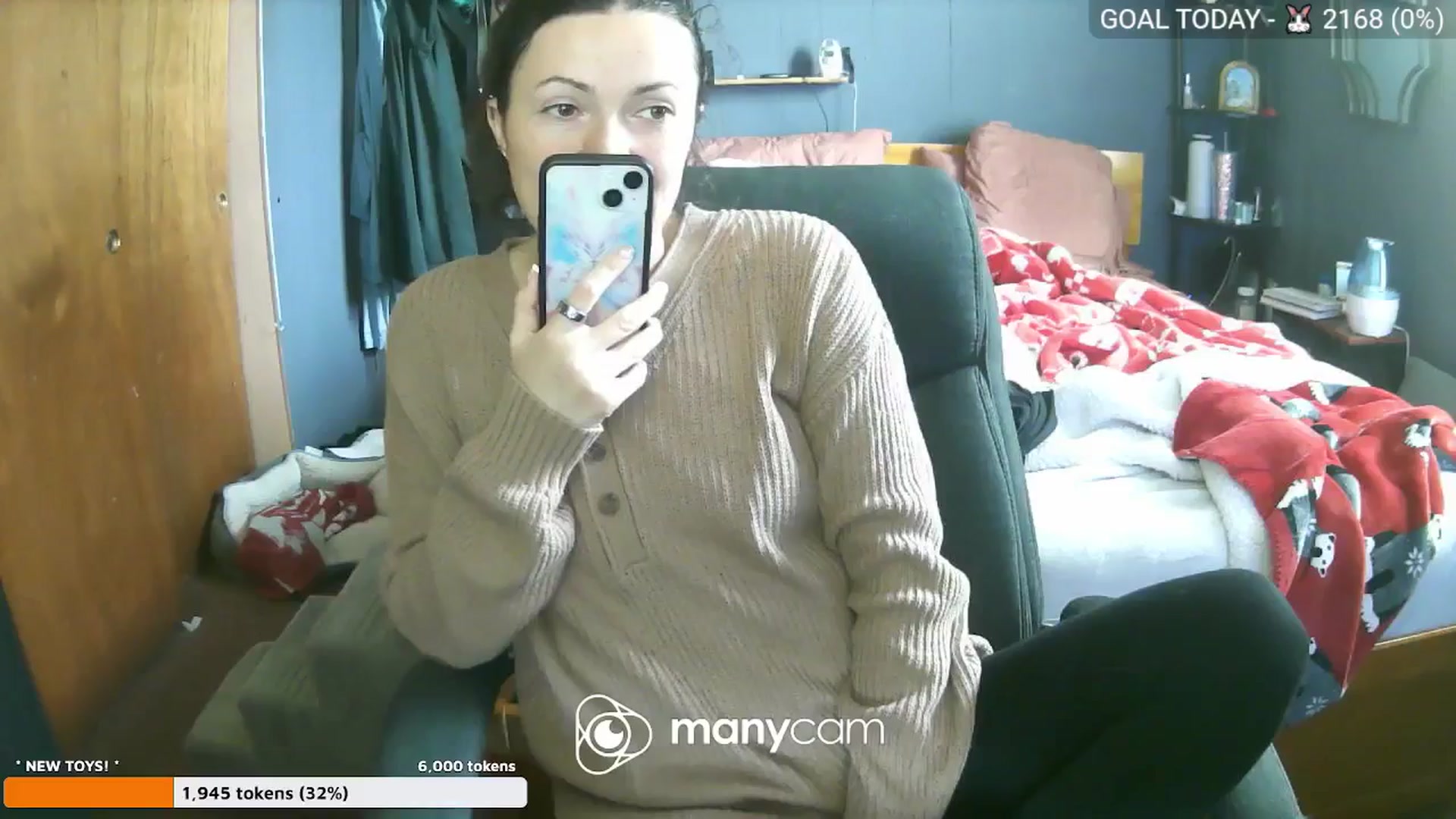 Gallery image thumbnail from BelllaRina's myfreecams stream on, 04/13/2025, 16:55 image 8 of 20