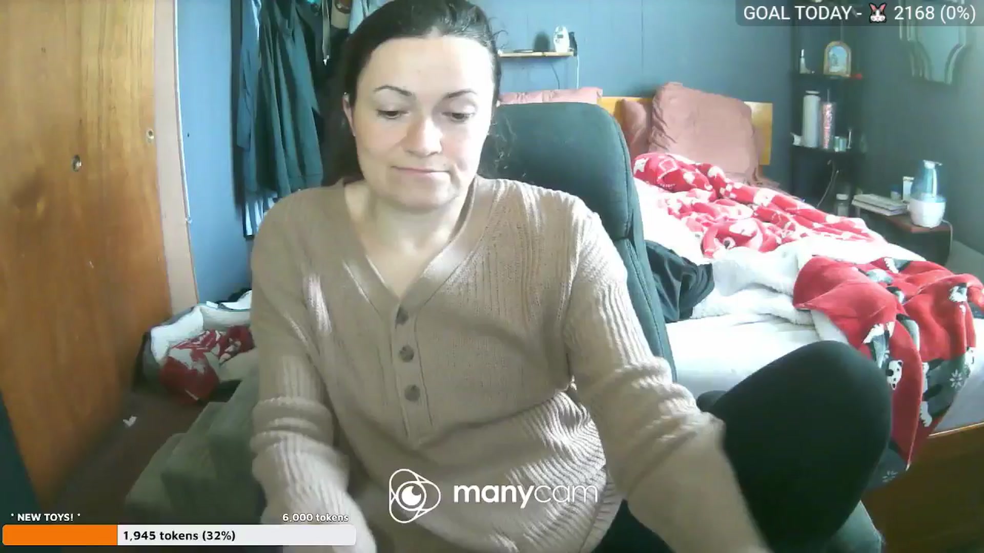 Gallery image thumbnail from BelllaRina's myfreecams stream on, 04/13/2025, 16:55 image 10 of 20