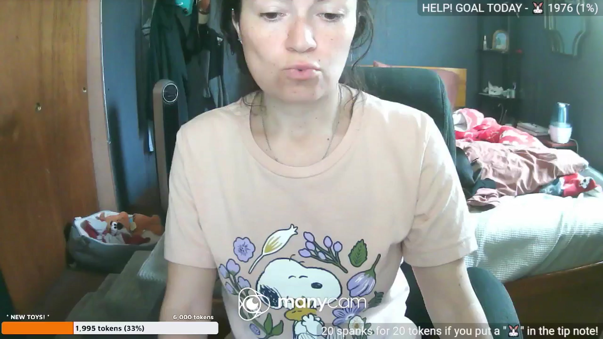 Gallery image thumbnail from BelllaRina's myfreecams stream on, 04/19/2025, 16:05 image 15 of 20