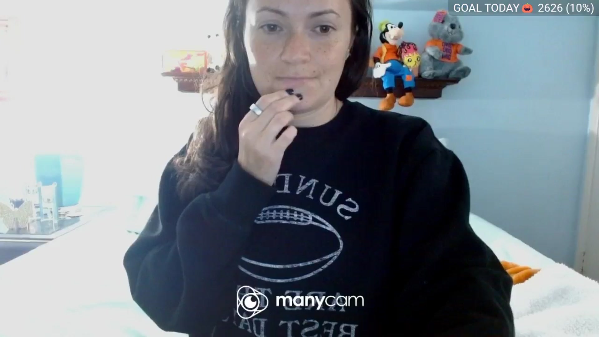 Gallery image thumbnail from BelllaRina's myfreecams stream on, 10/27/2025, 01:09 image 15 of 20