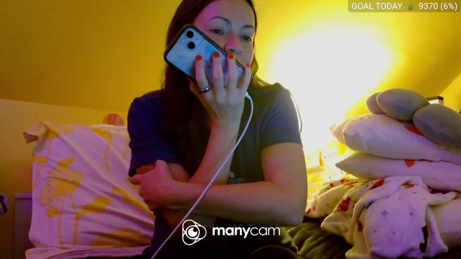 Gallery image thumbnail from BelllaRina's myfreecams stream on, 12/08/2025, 03:03 image 14 of 20