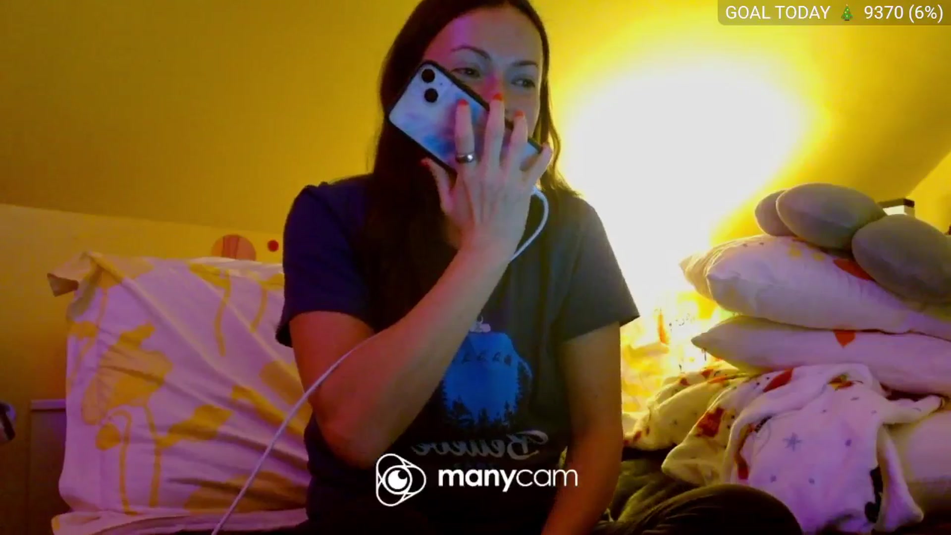 Gallery image thumbnail from BelllaRina's myfreecams stream on, 12/08/2025, 03:03 image 13 of 20