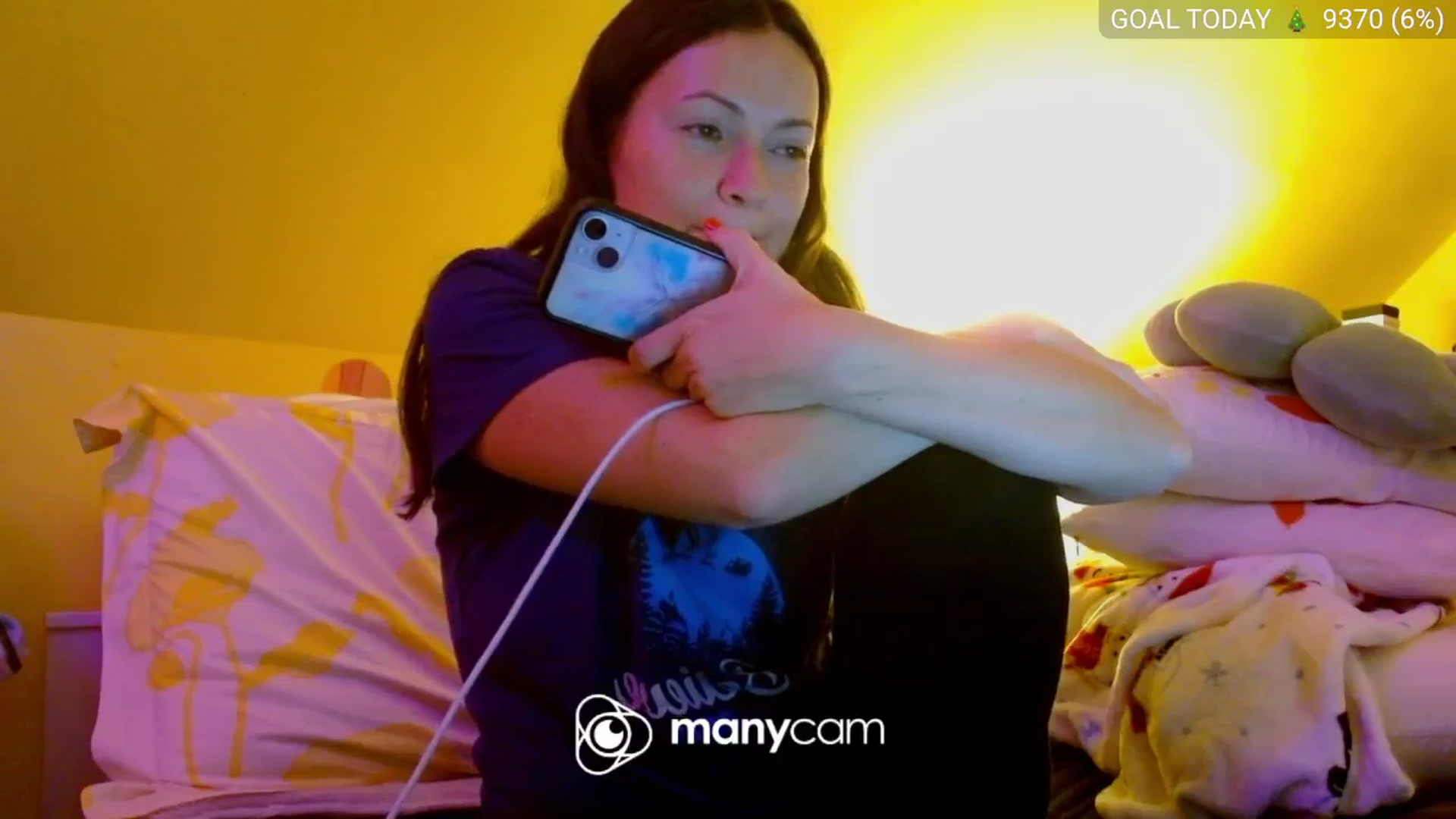 Gallery image thumbnail from BelllaRina's myfreecams stream on, 12/08/2025, 03:03 image 7 of 20