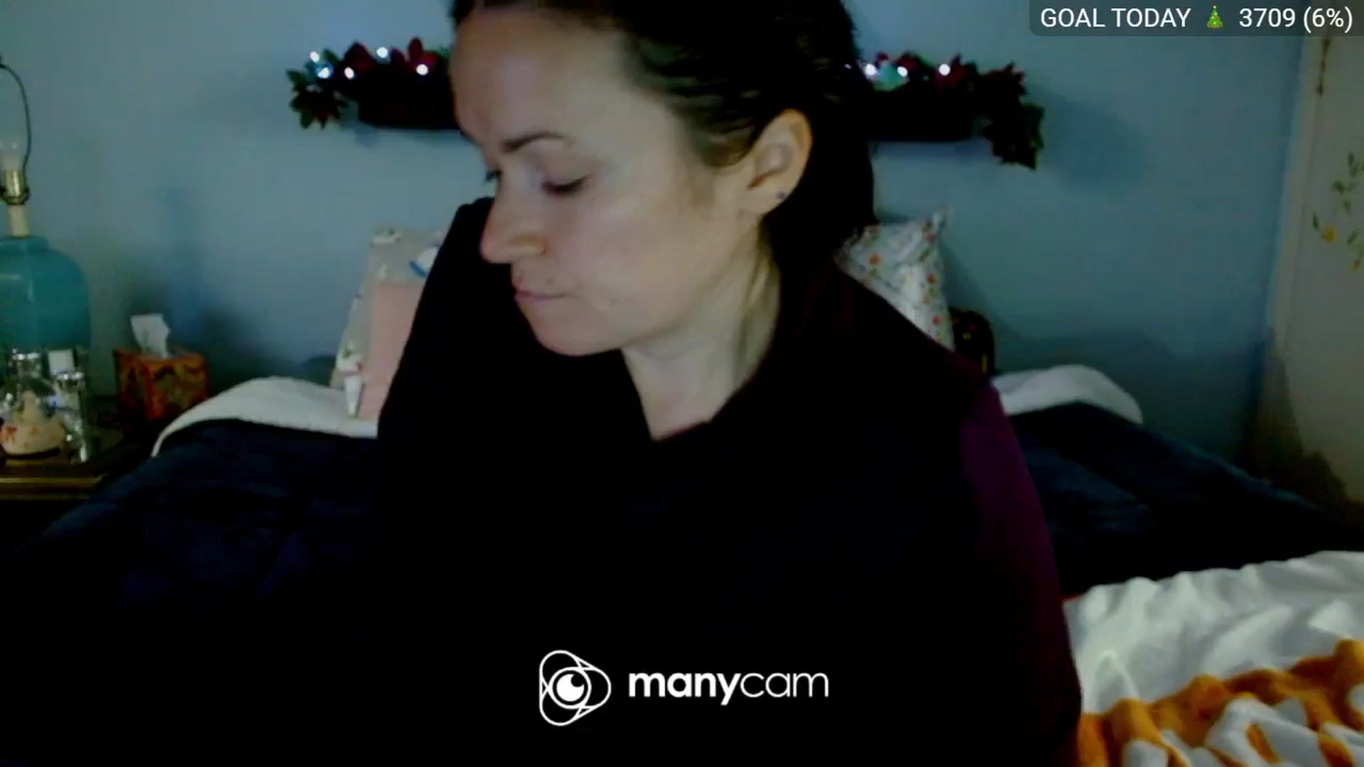 Gallery image thumbnail from BelllaRina's myfreecams stream on, 12/22/2025, 02:44 image 14 of 20