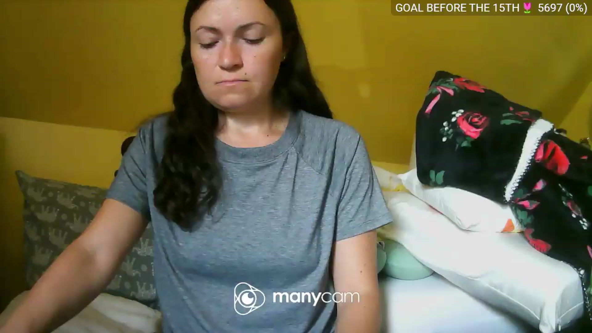 Gallery image thumbnail from BelllaRina's myfreecams stream on, 05/13/2026, 16:10 image 17 of 20