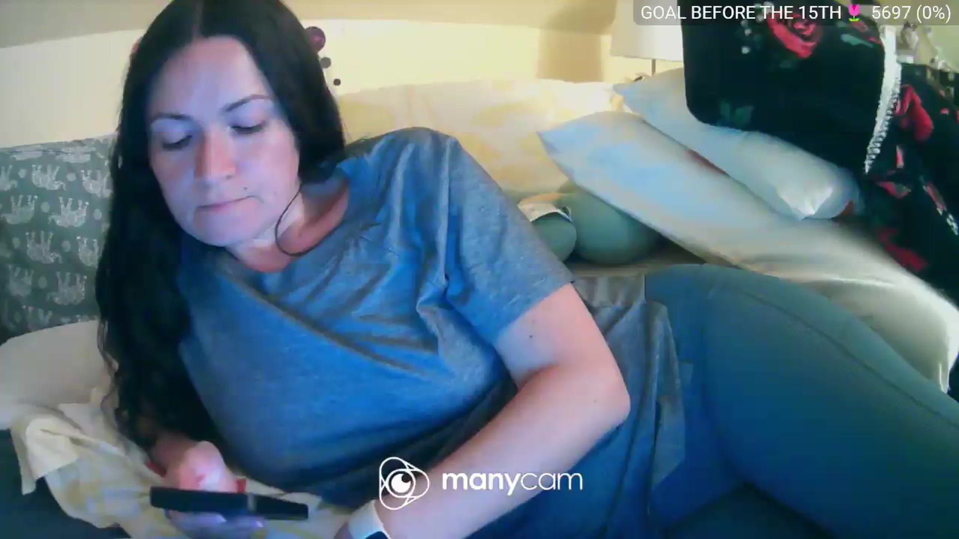 Gallery image thumbnail from BelllaRina's myfreecams stream on, 05/14/2026, 02:24 image 14 of 20