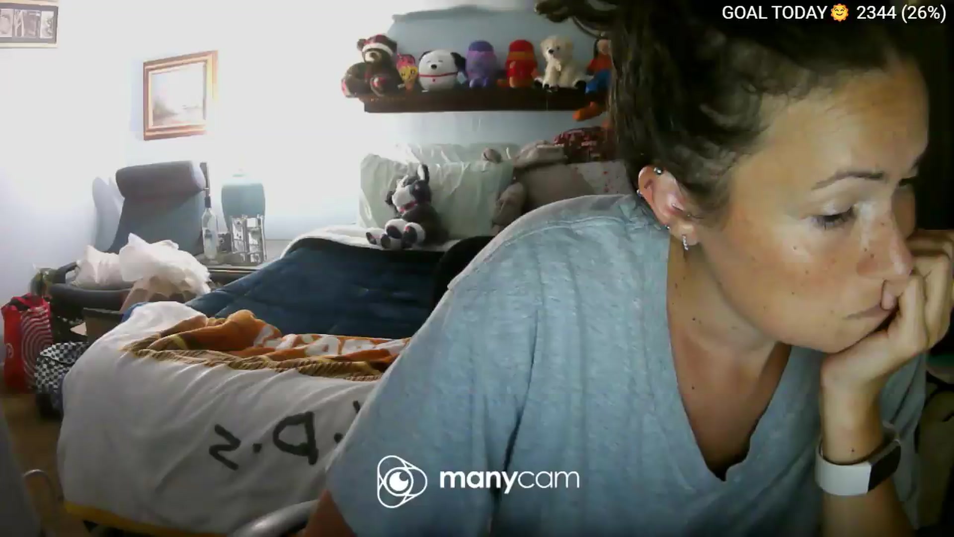 Gallery image thumbnail from BelllaRina's myfreecams stream on, 08/07/2026, 01:03 image 16 of 20