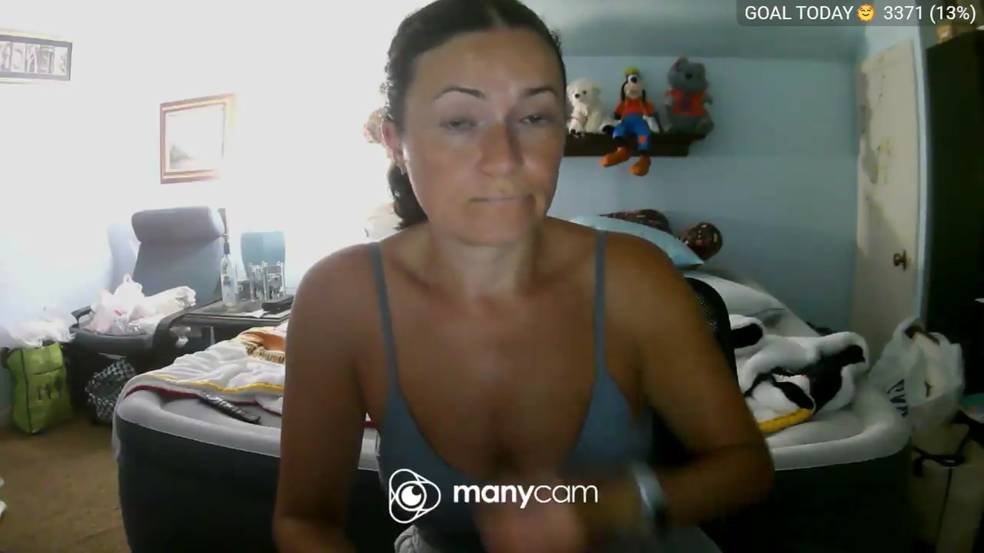Gallery image thumbnail from BelllaRina's myfreecams stream on, 08/11/2026, 01:20 image 17 of 20