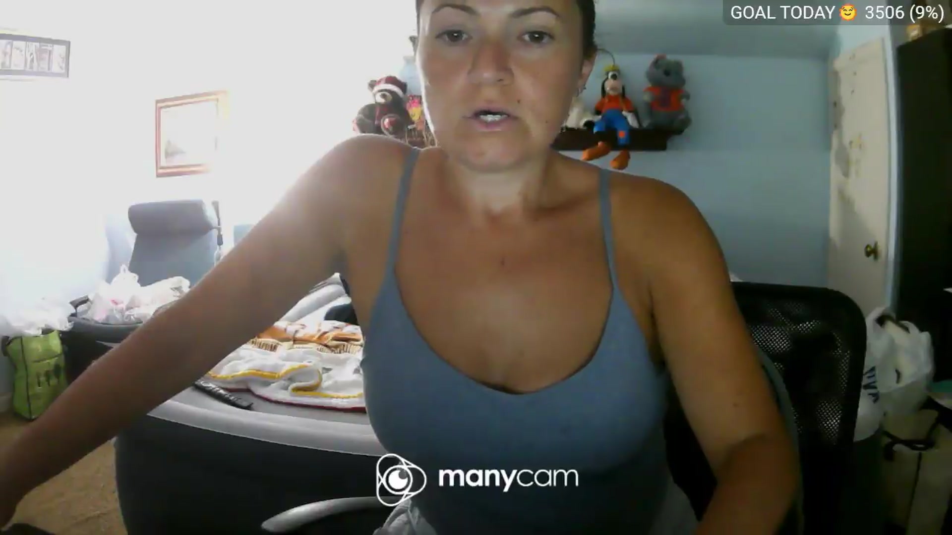 Gallery image thumbnail from BelllaRina's myfreecams stream on, 08/11/2026, 01:20 image 4 of 20