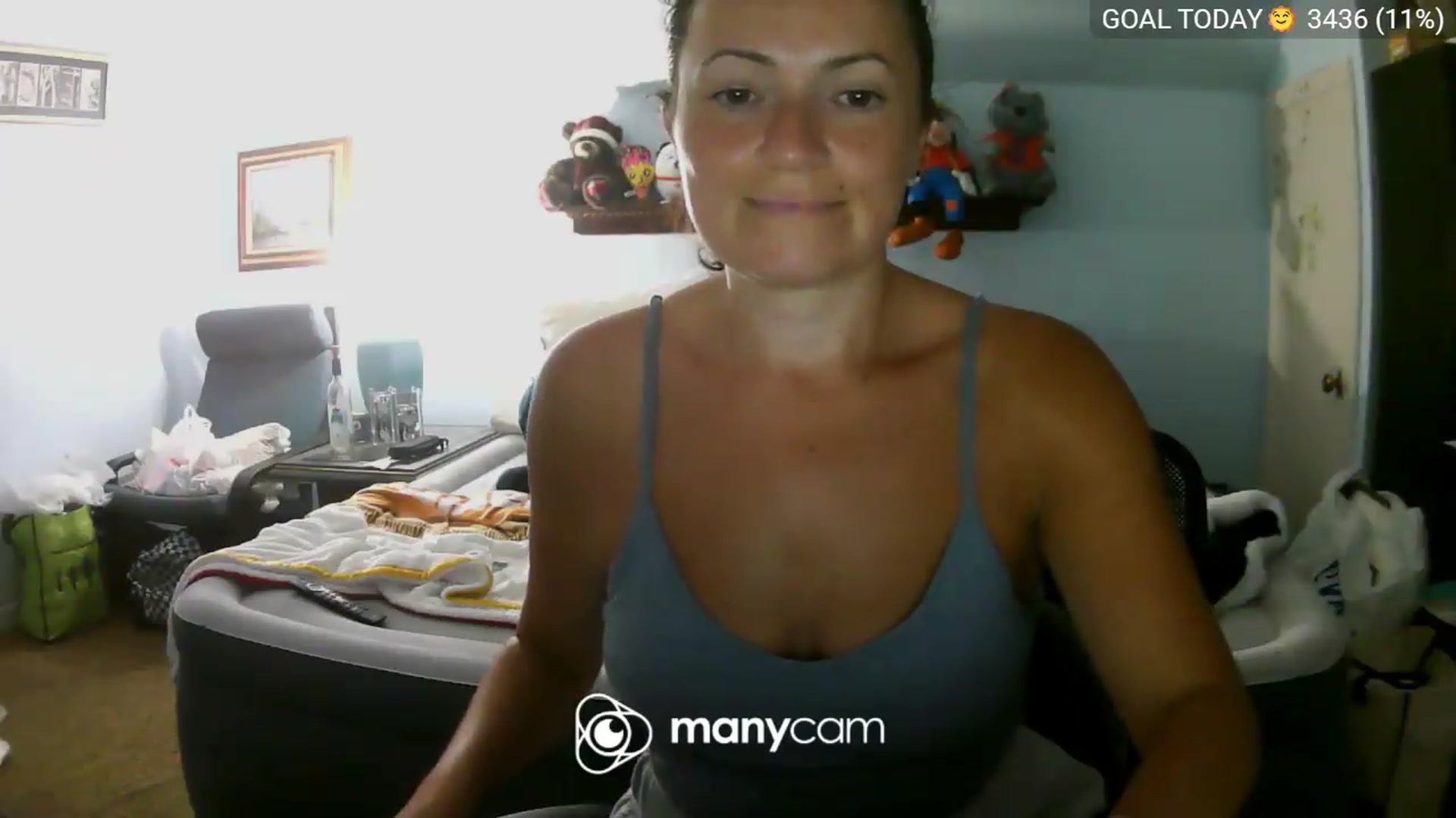 Gallery image thumbnail from BelllaRina's myfreecams stream on, 08/11/2026, 01:20 image 6 of 20