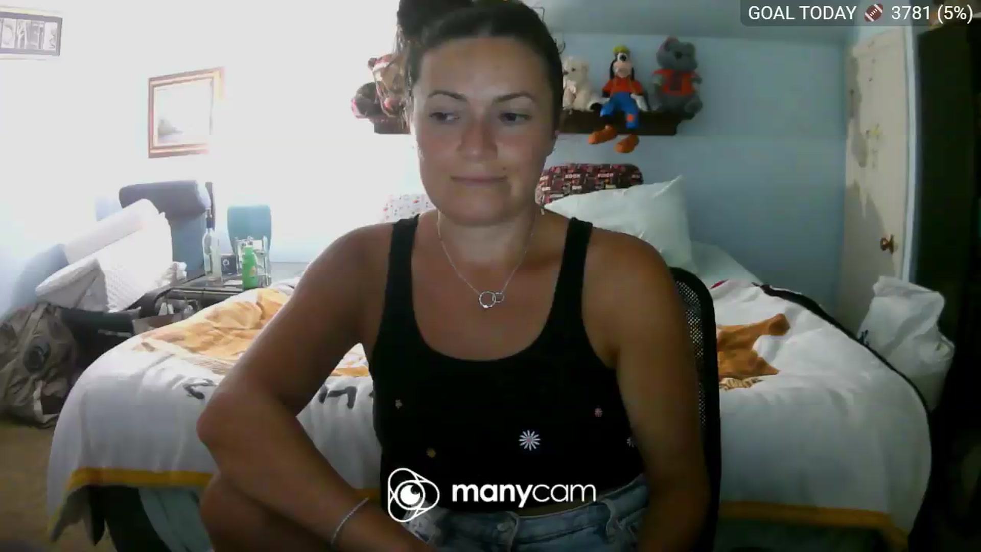 Gallery image thumbnail from BelllaRina's myfreecams stream on, 09/11/2026, 01:27 image 9 of 20